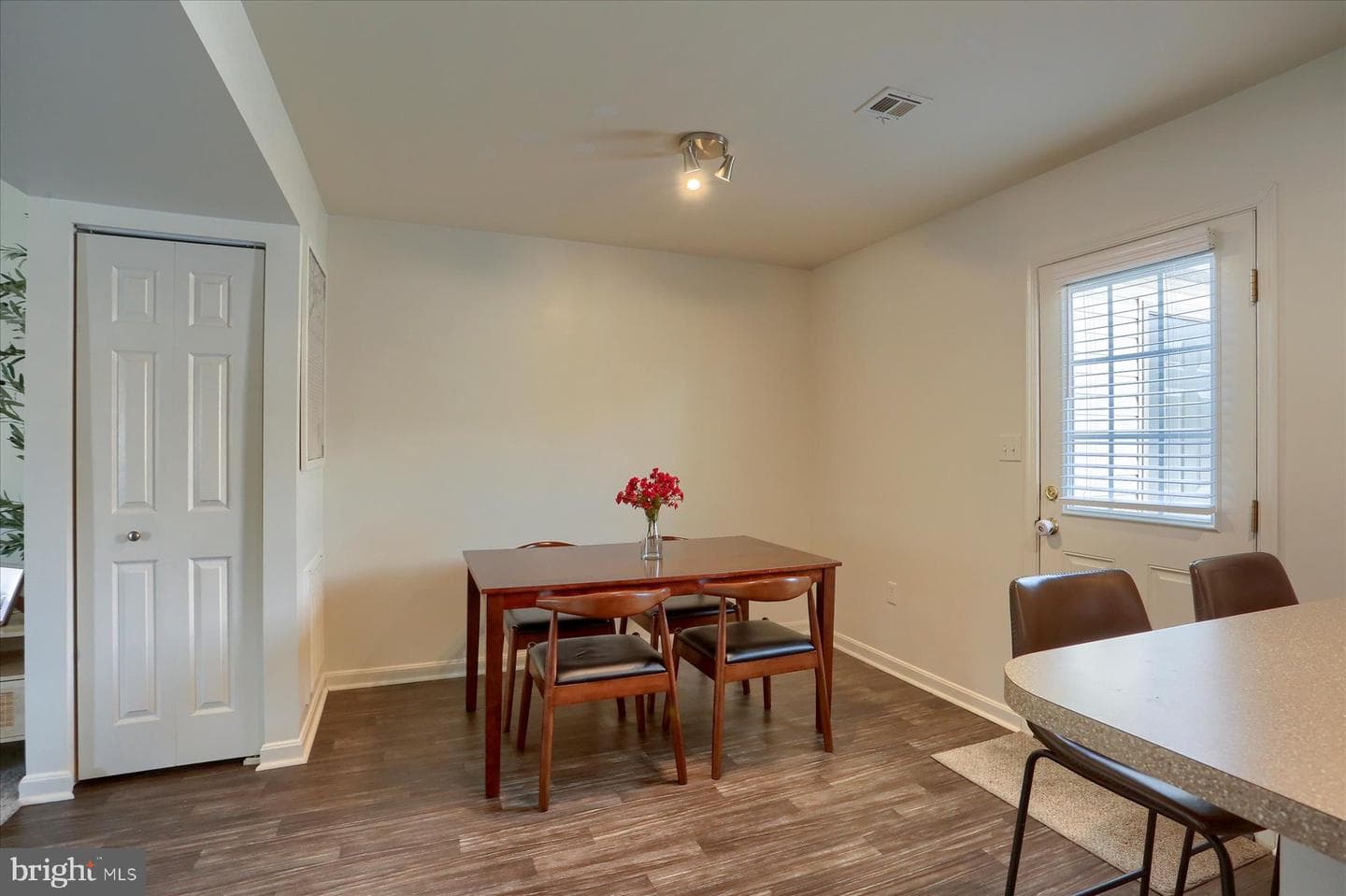 115 Melbourne Lane photo 6
