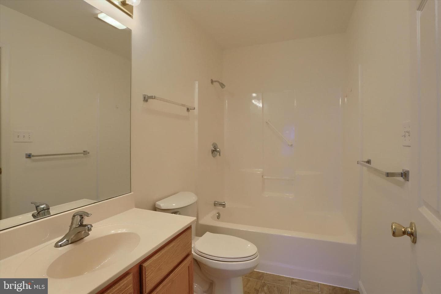 87 Courtyard Drive photo 27
