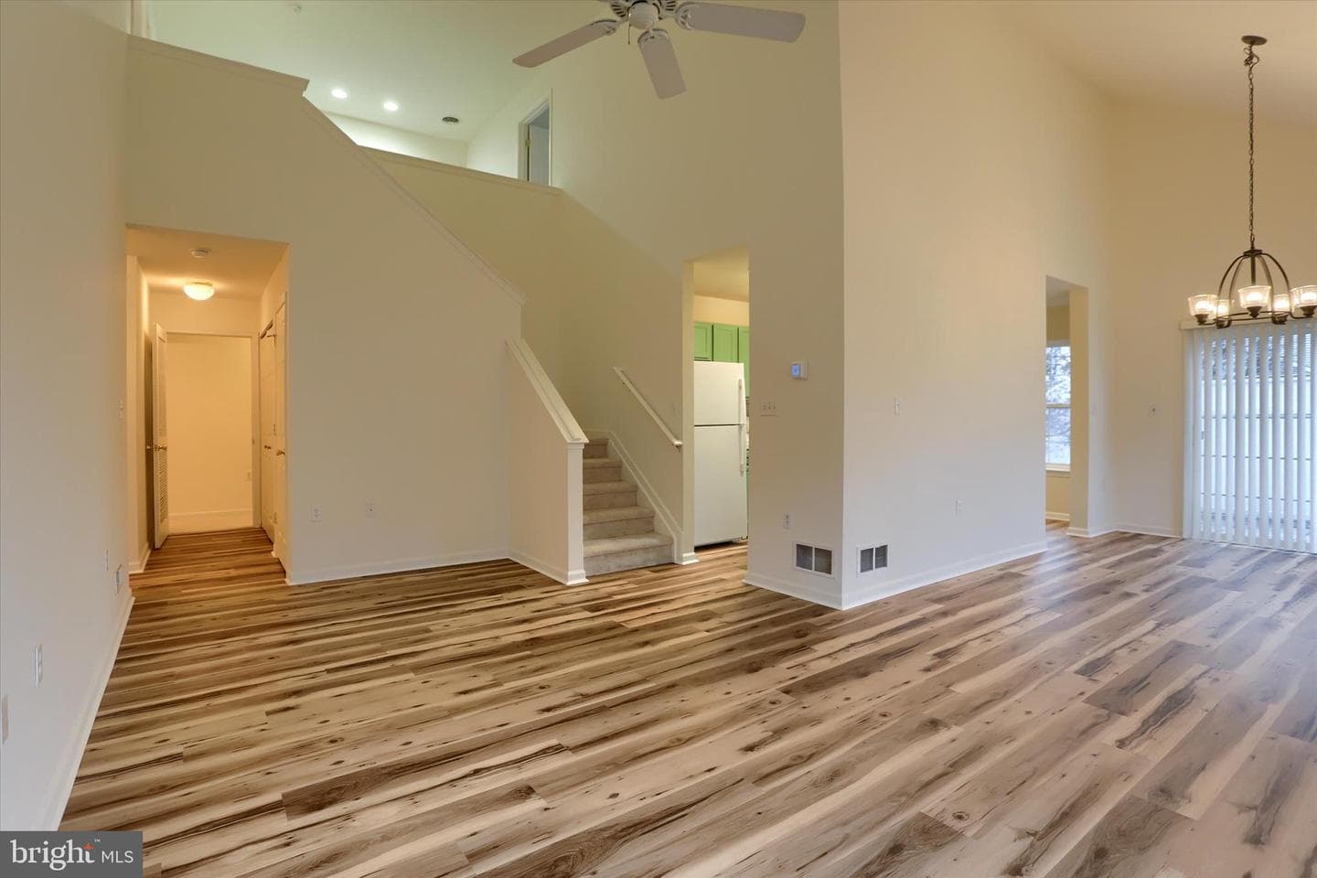 87 Courtyard Drive photo 6