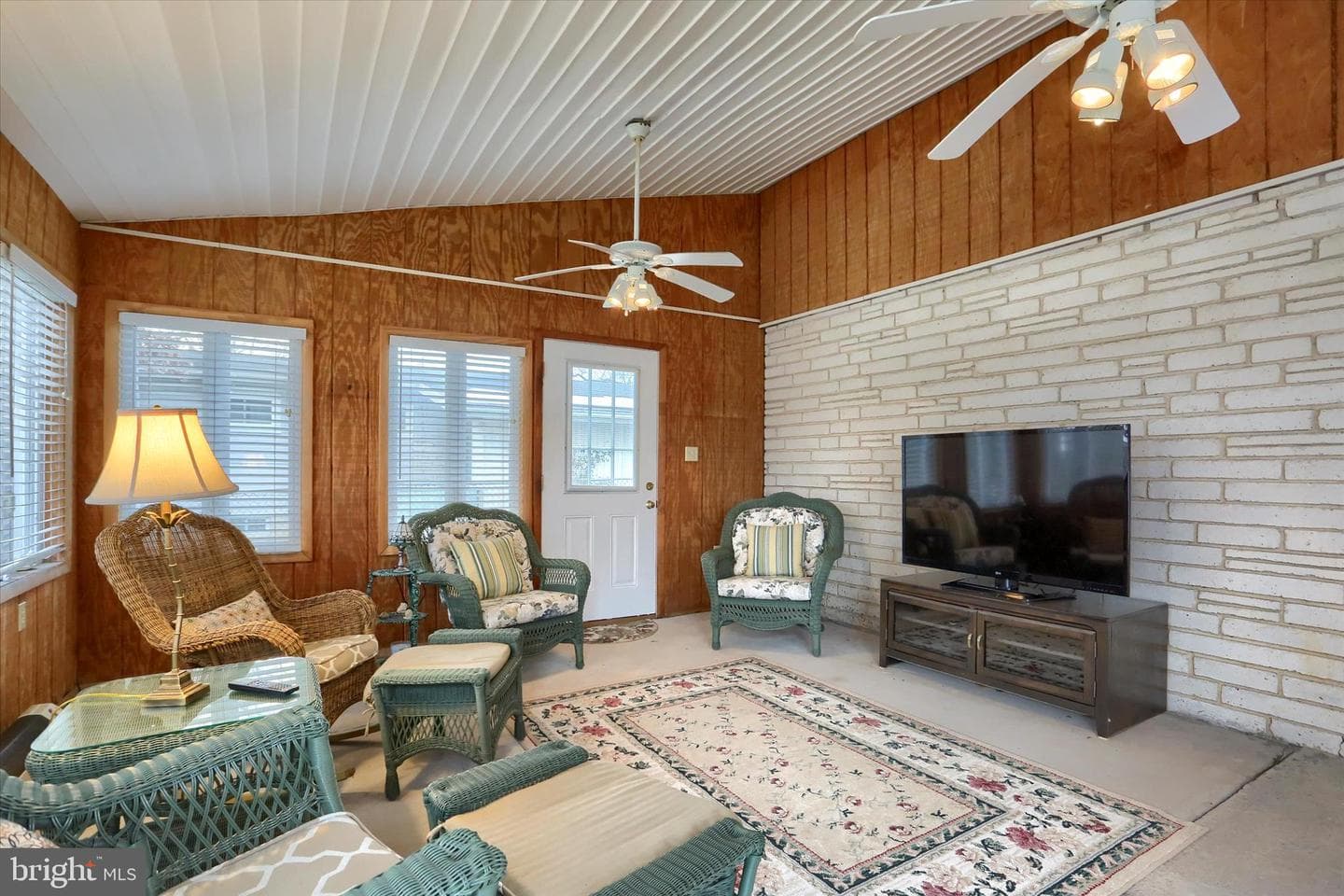 3425 Logan Street photo 20