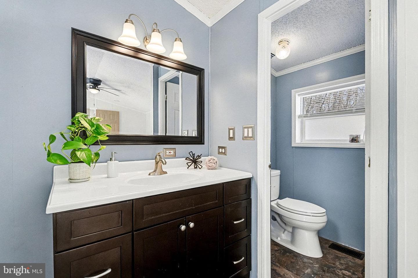 24 Hathaway Drive photo 14