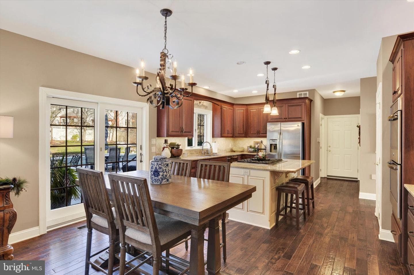 1803 Silver Pine Circle photo 12