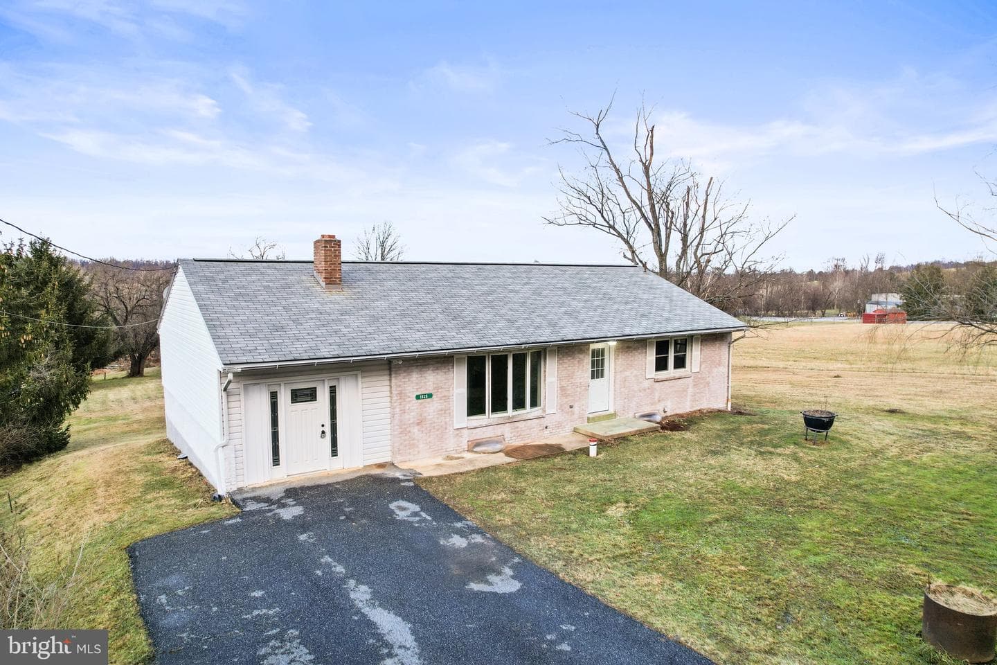 1825 Sheepford Road Road photo 2