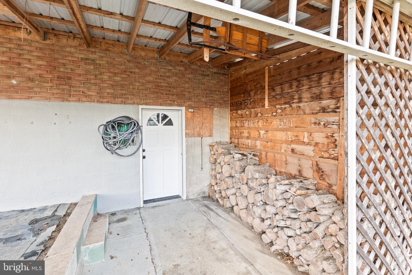 1825 Sheepford Road Road photo 32