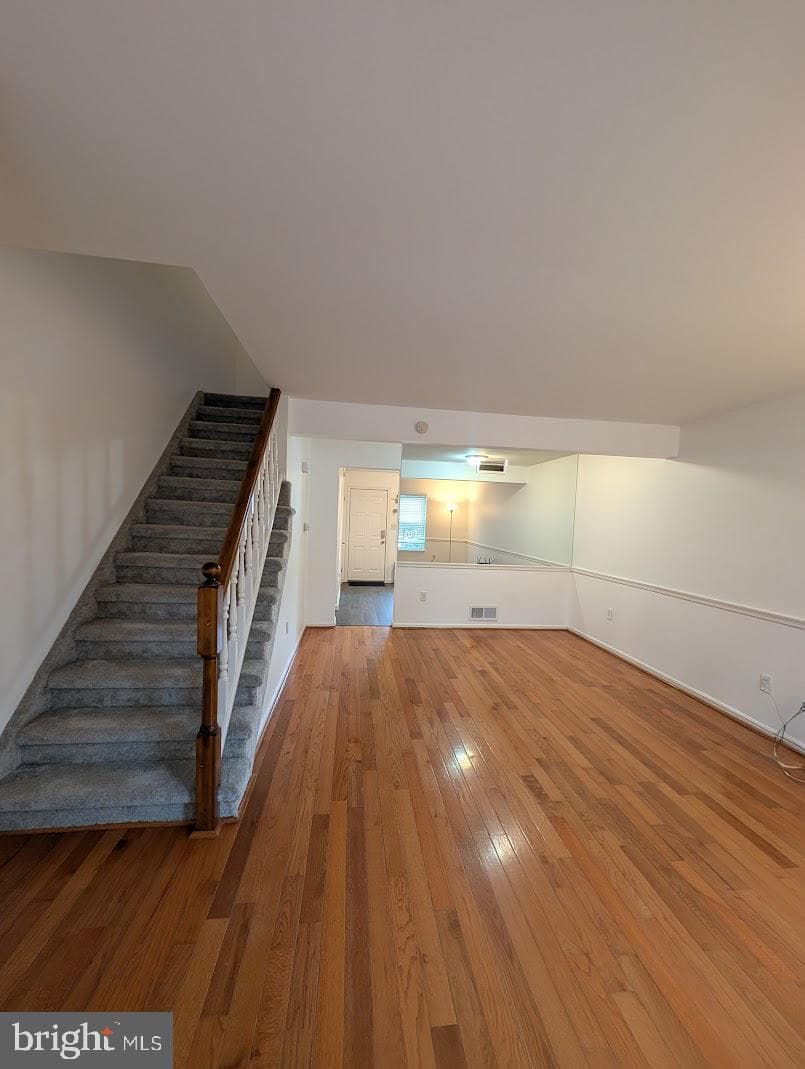 887 Old Silver Spring Road photo 6
