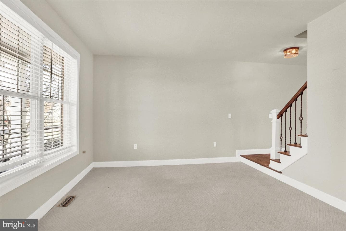 107 Monarch Lane photo 3