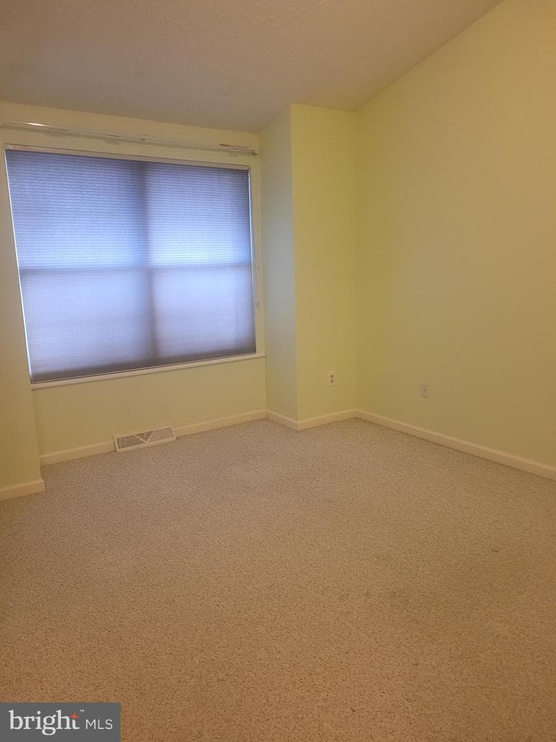 128 Easterly Drive photo 15