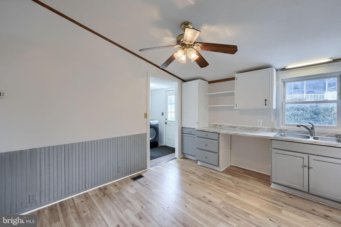 6024 Mockingbird Drive photo 18