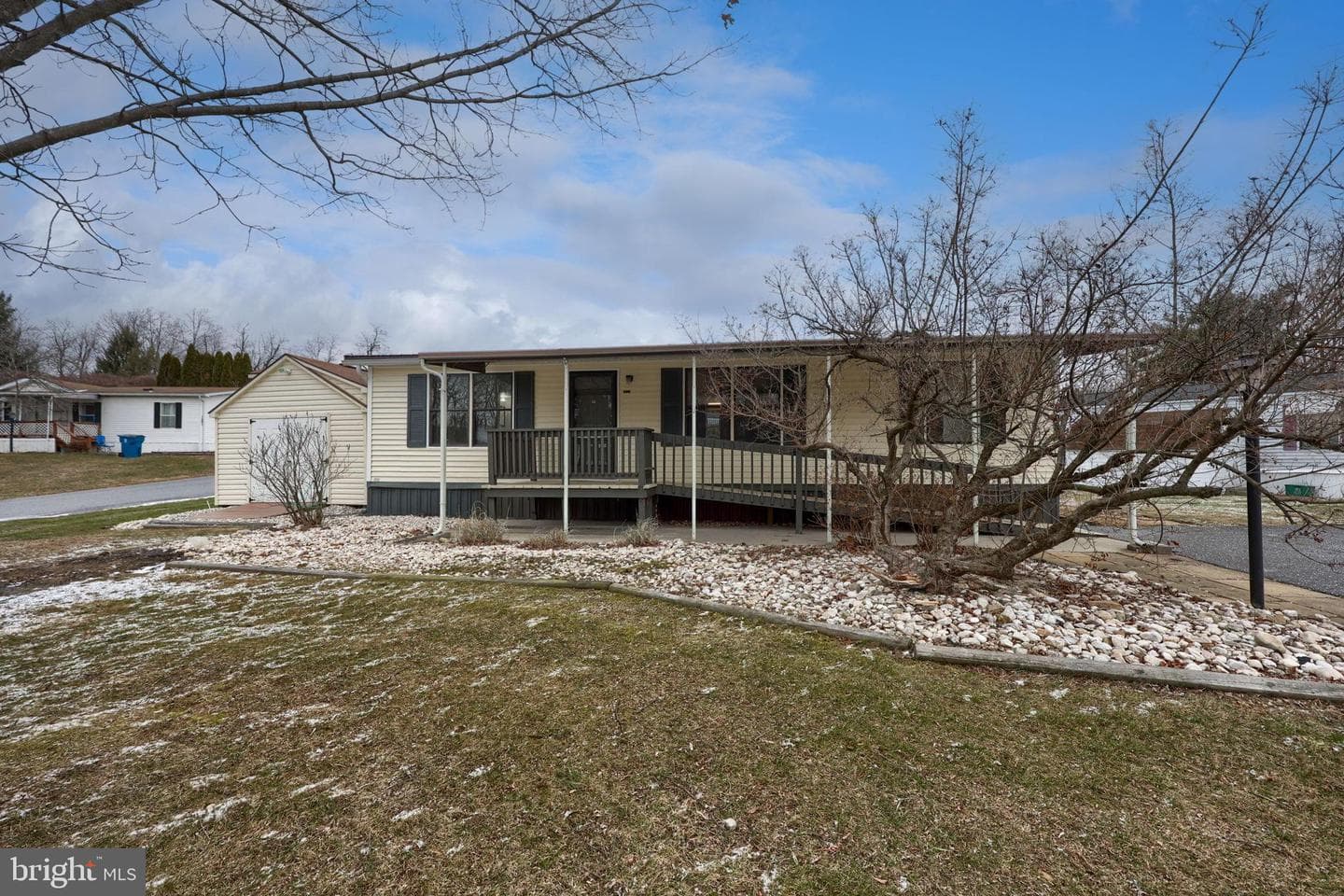 6024 Mockingbird Drive photo 5