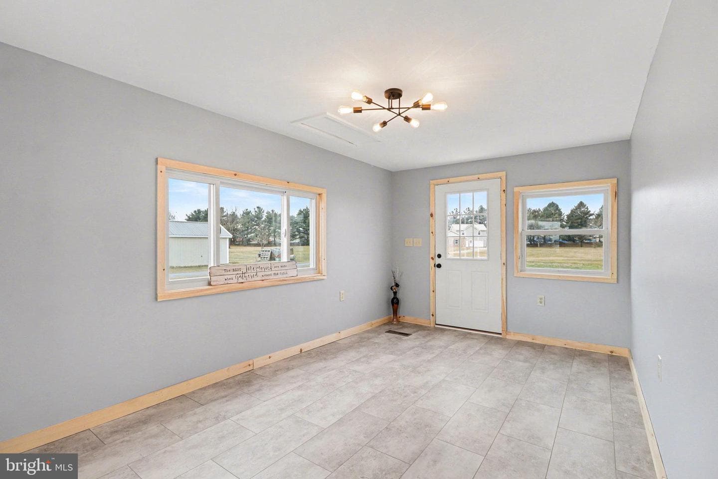 7 Strohm Road photo 15