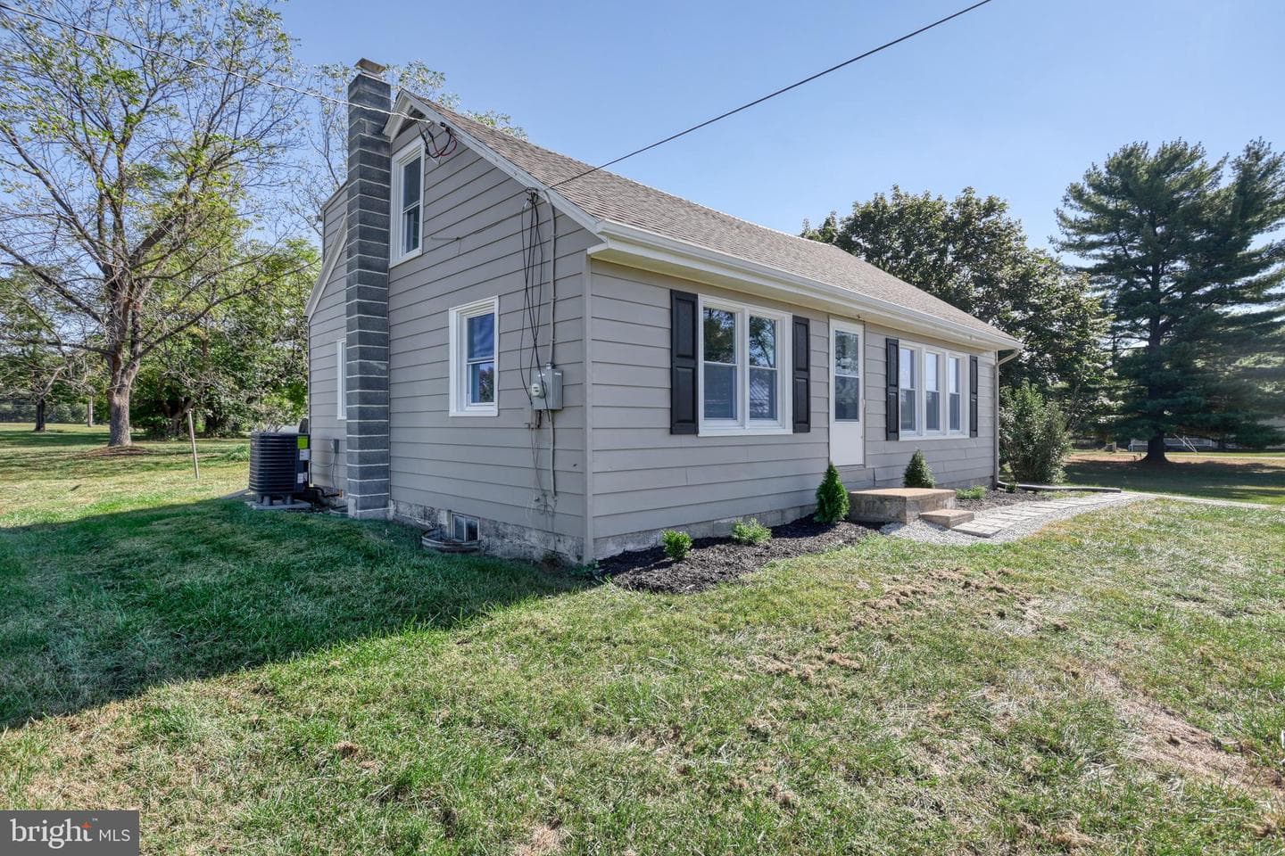 455 Petersburg Road photo 5
