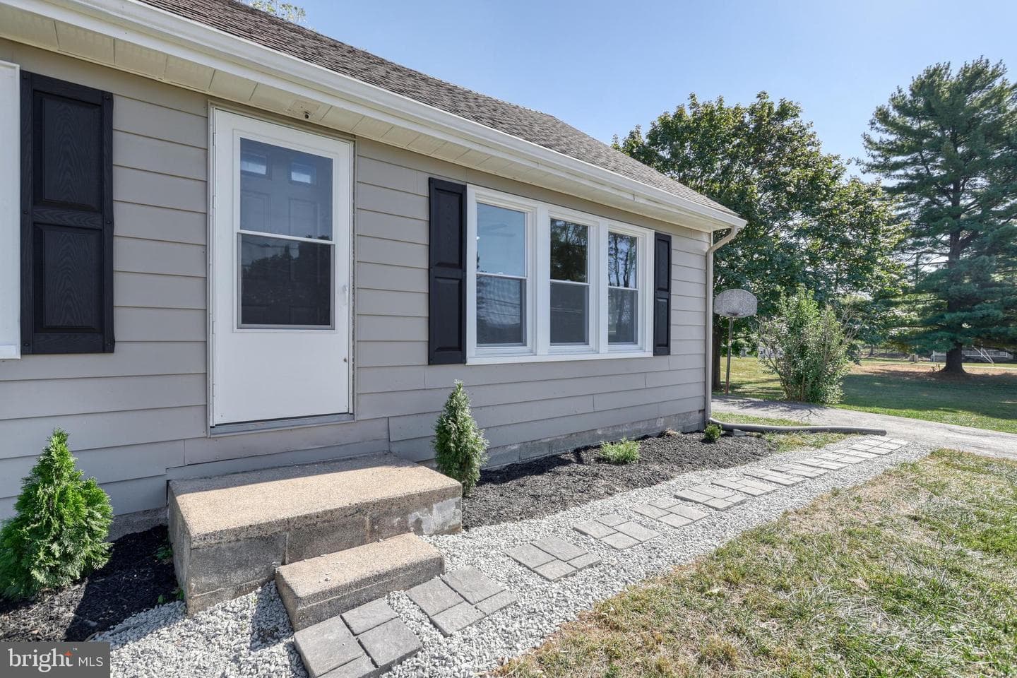 455 Petersburg Road photo 7