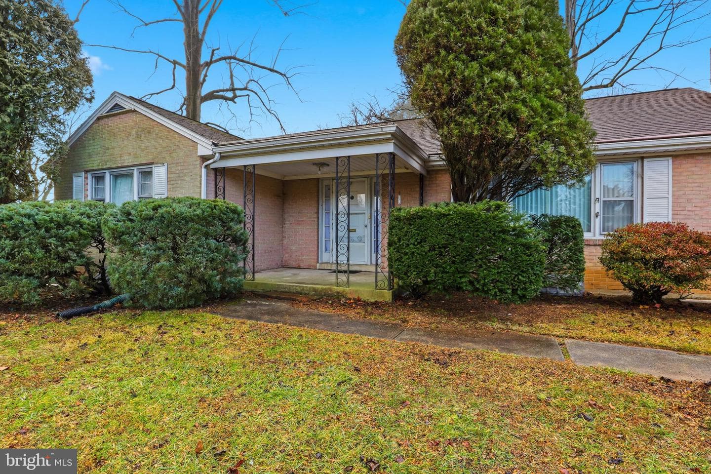 714 Noble Blvd photo 4