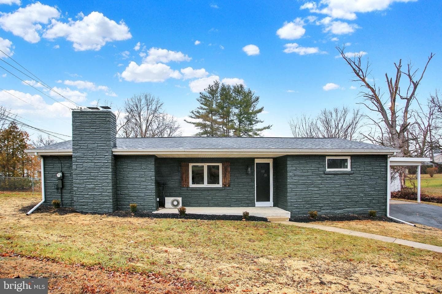 507 Magaro Road photo 2