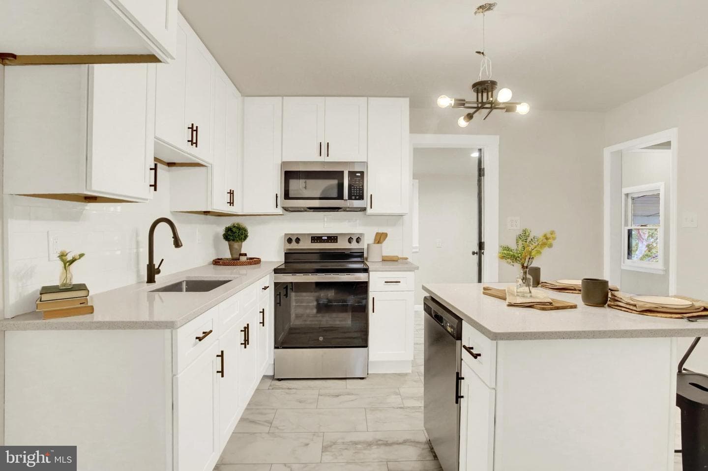 507 Magaro Road photo 9