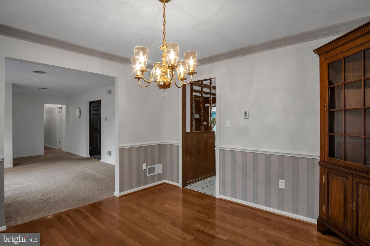 705 Sutton Drive photo 22