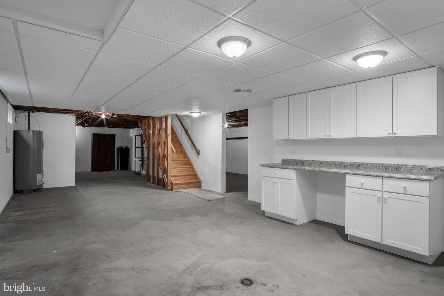 705 Sutton Drive photo 37