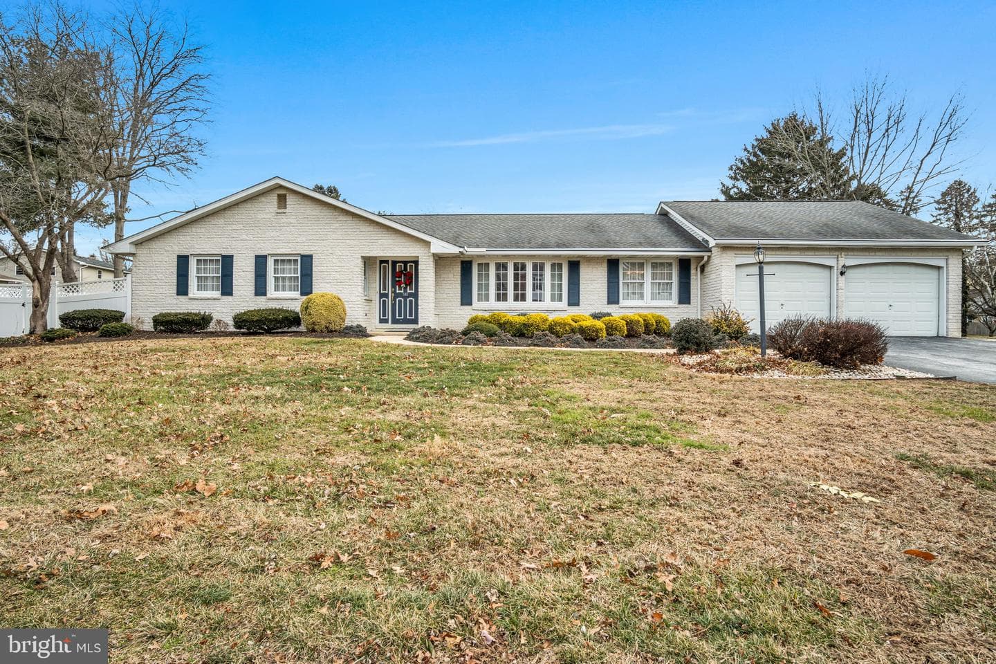 705 Sutton Drive photo 42