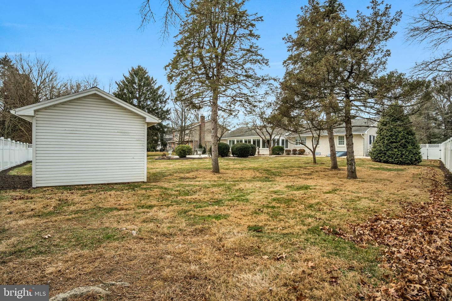 705 Sutton Drive photo 46