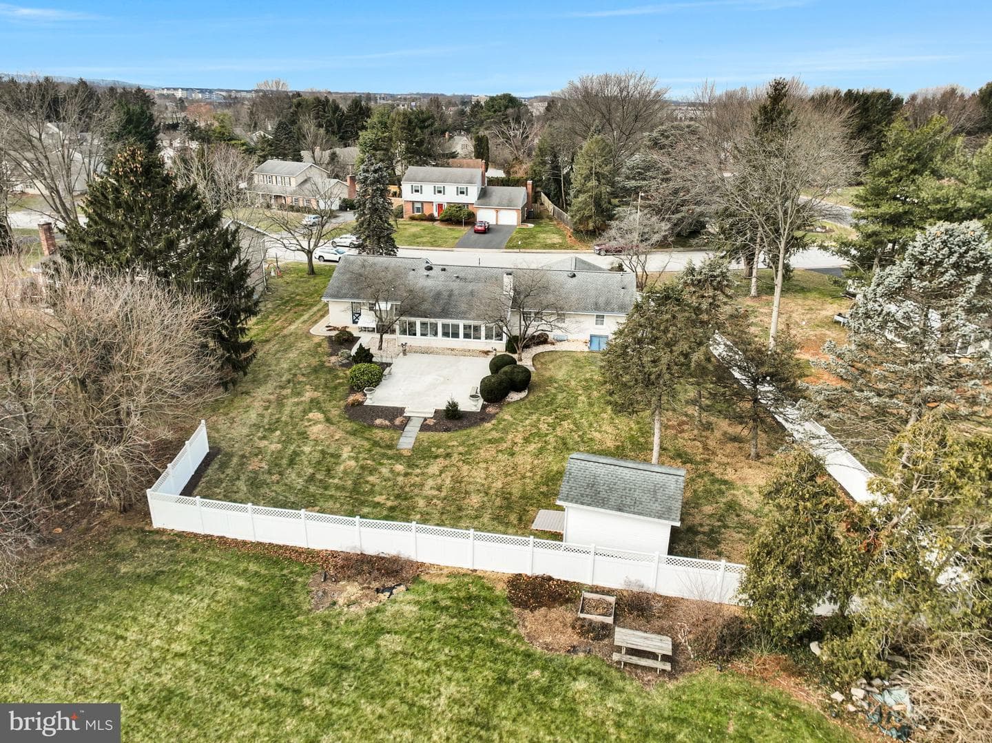 705 Sutton Drive photo 53