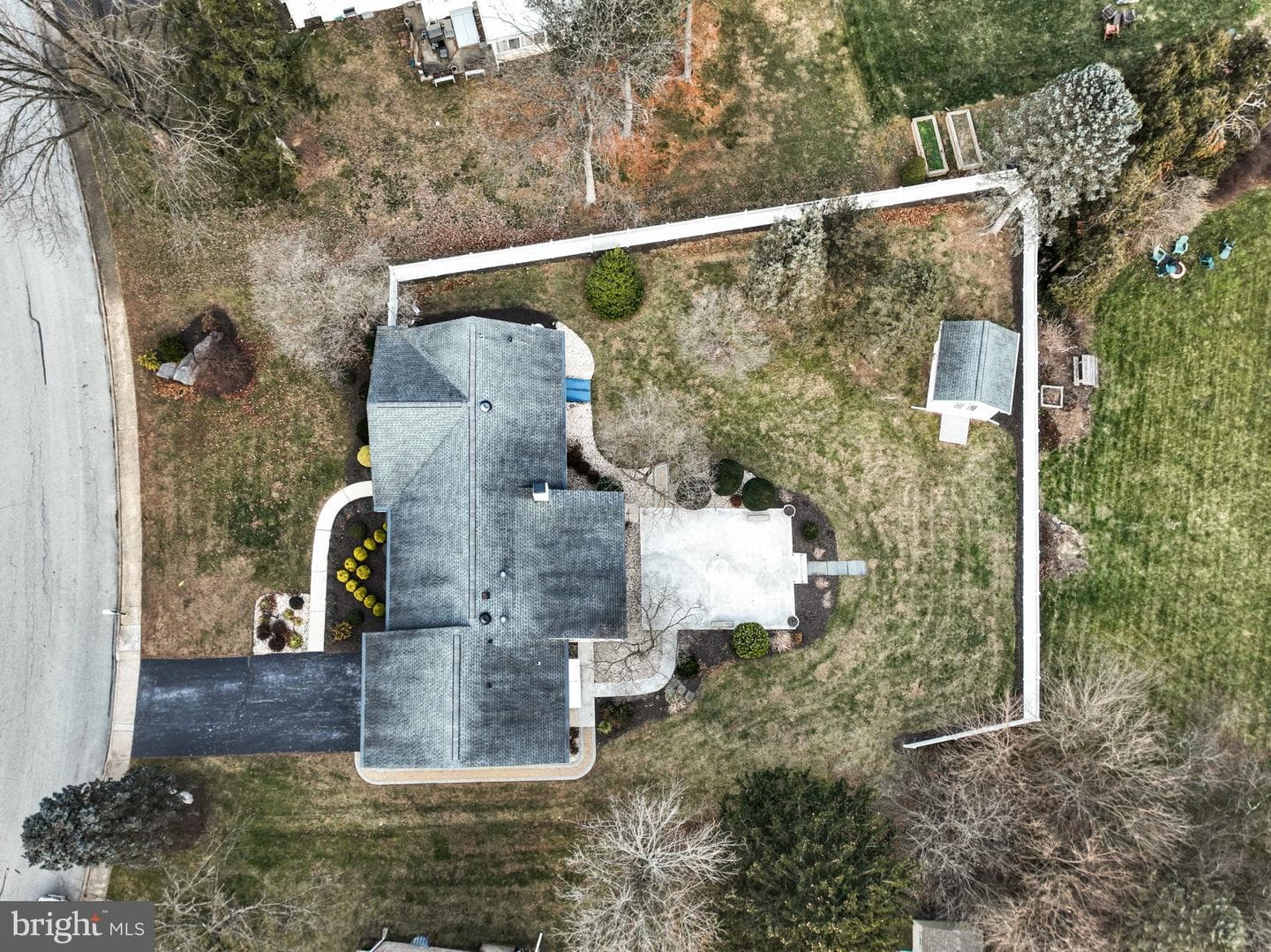 705 Sutton Drive photo 56