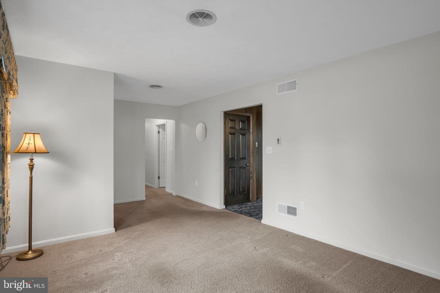 705 Sutton Drive photo 8