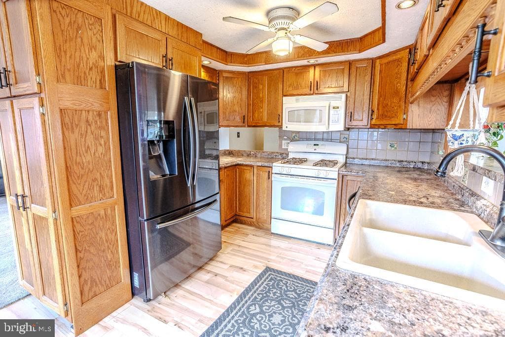 30 Valley Rd. photo 9