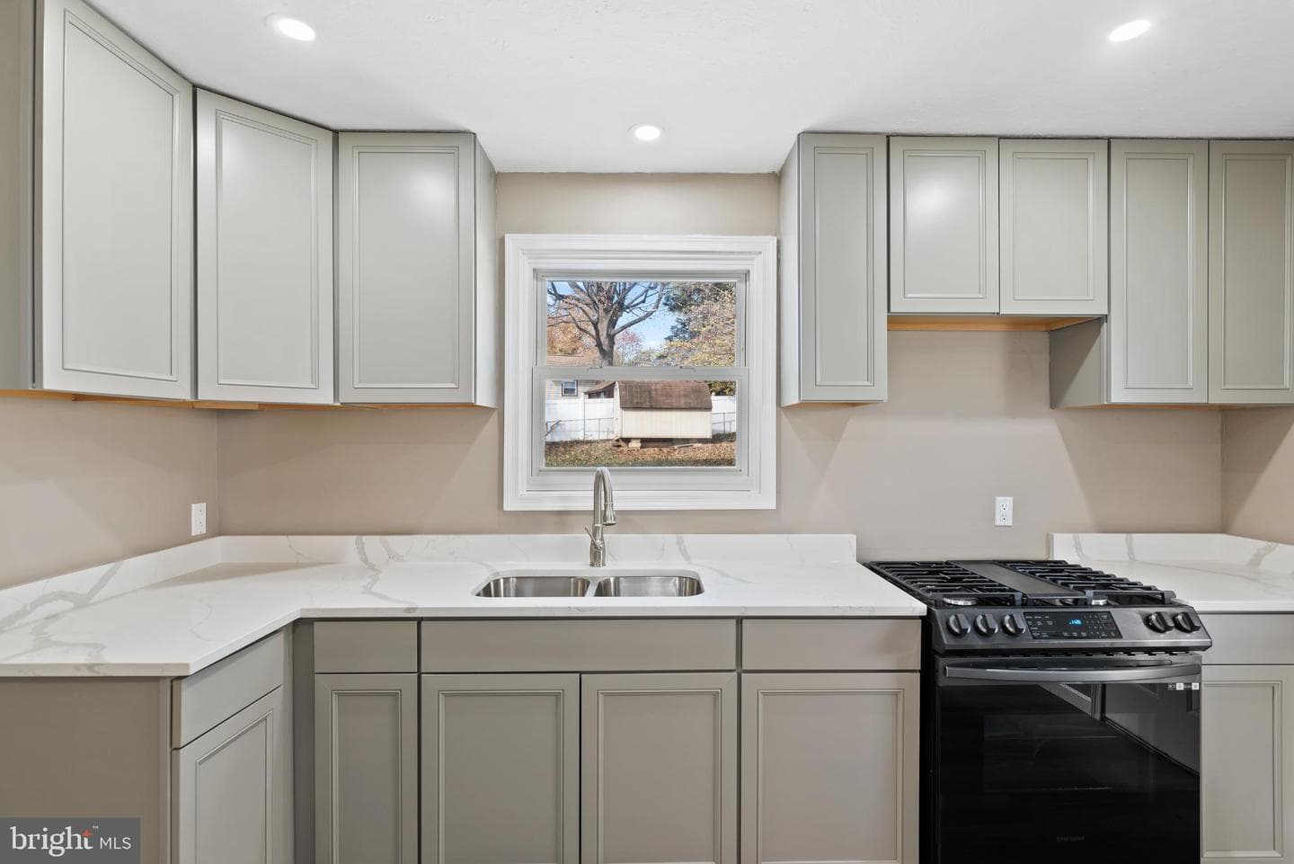 4204 Allen Road photo 10