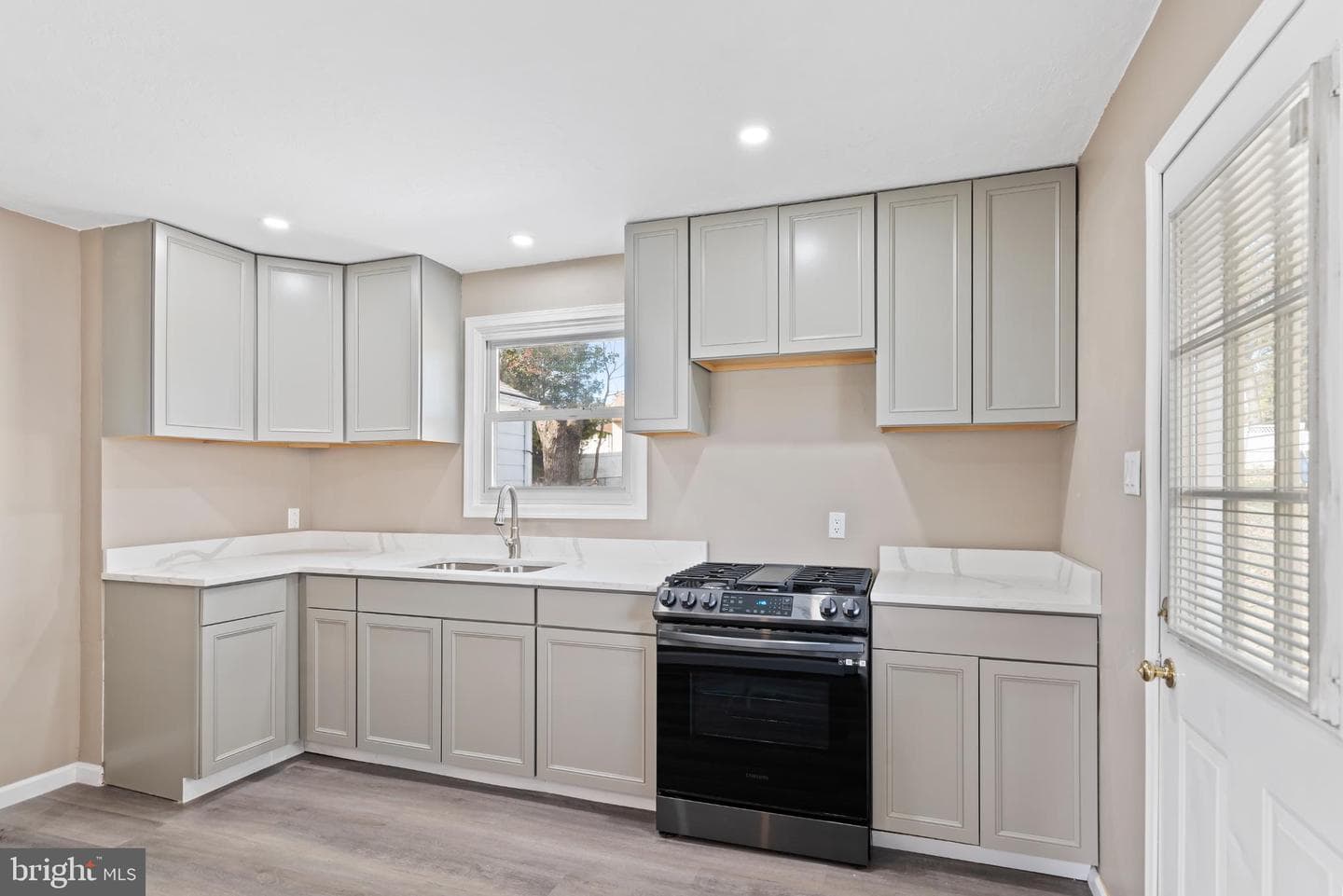 4204 Allen Road photo 9