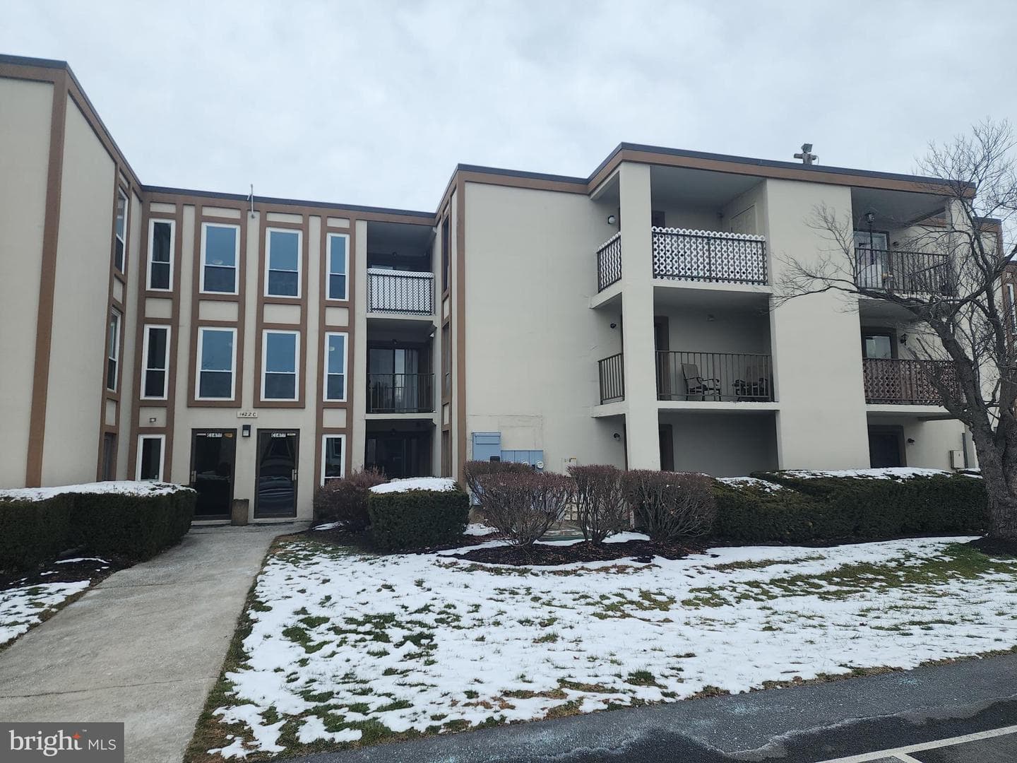 1422 Bradley Drive photo 1