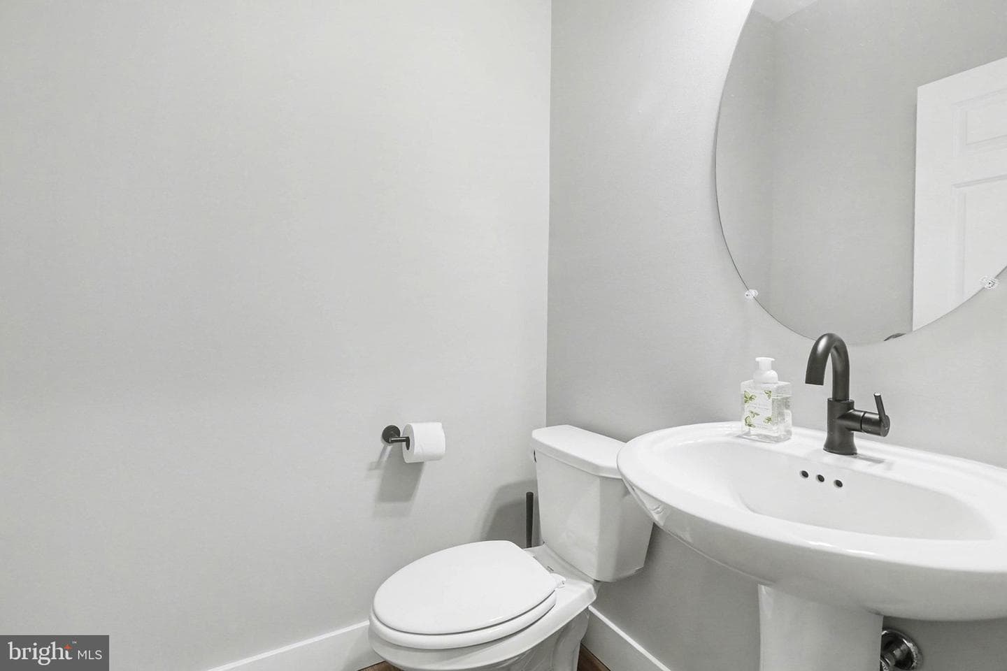 205 Estate Drive photo 14