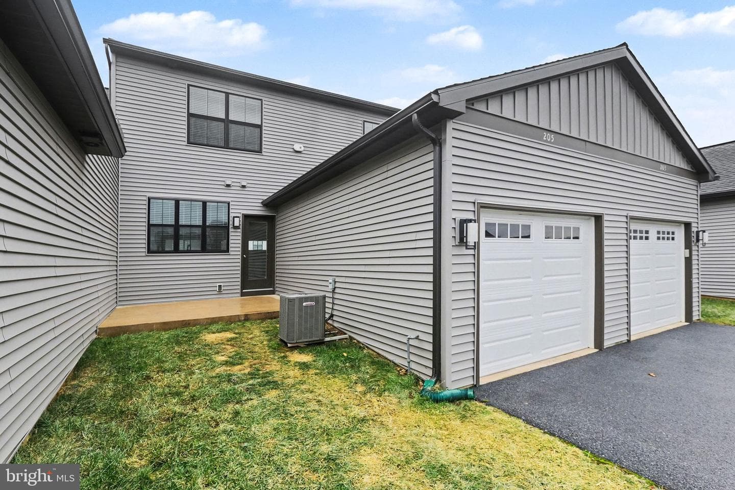205 Estate Drive photo 4