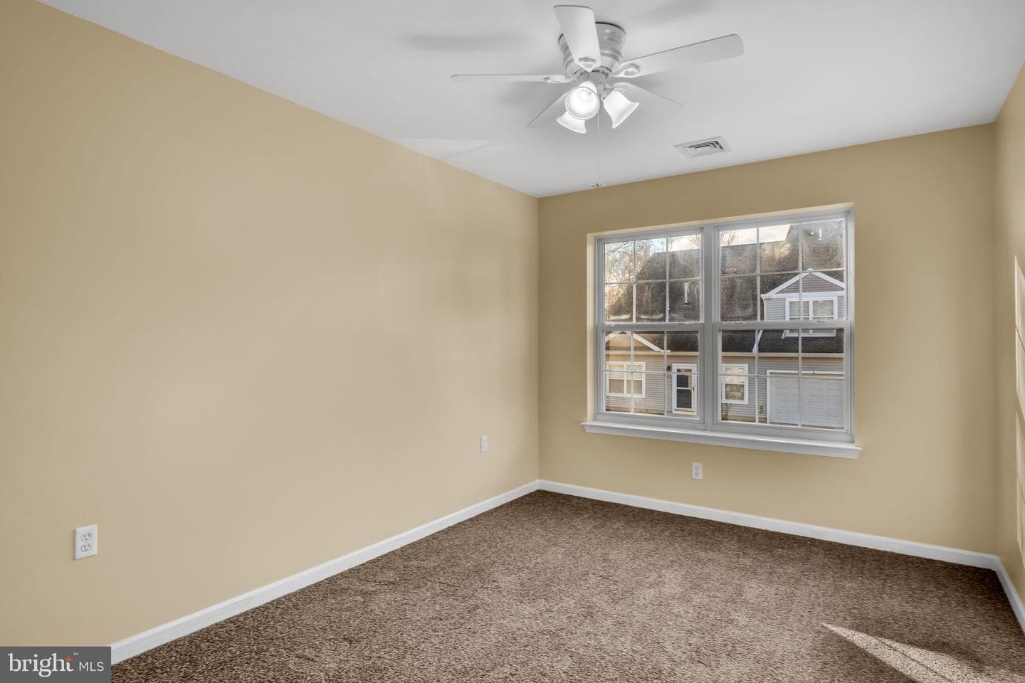 16 Courtyard Drive photo 16