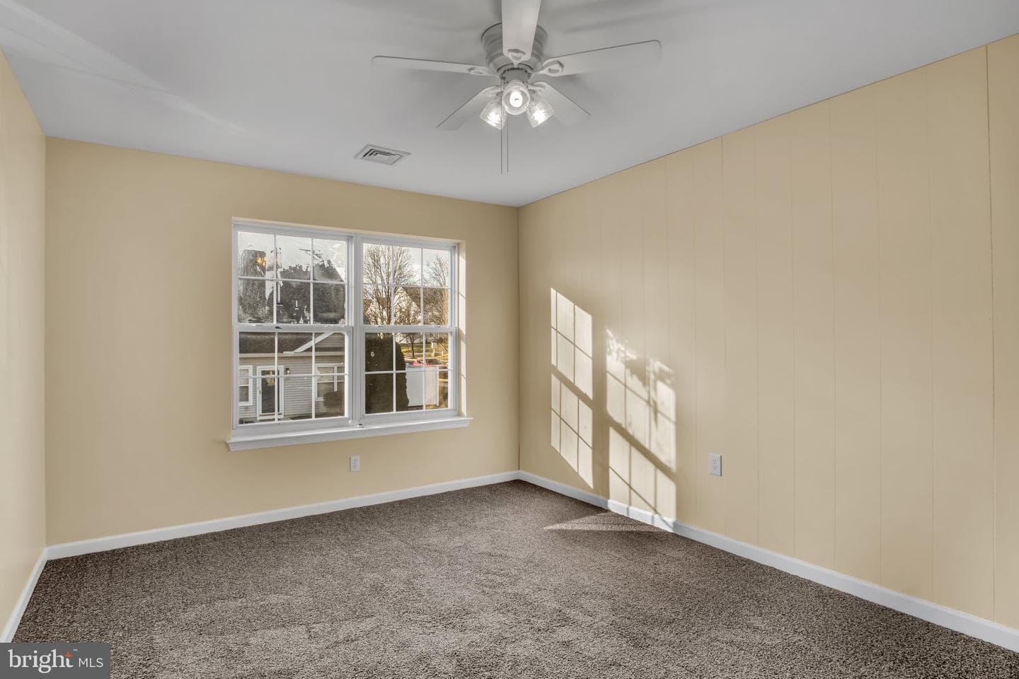 16 Courtyard Drive photo 18