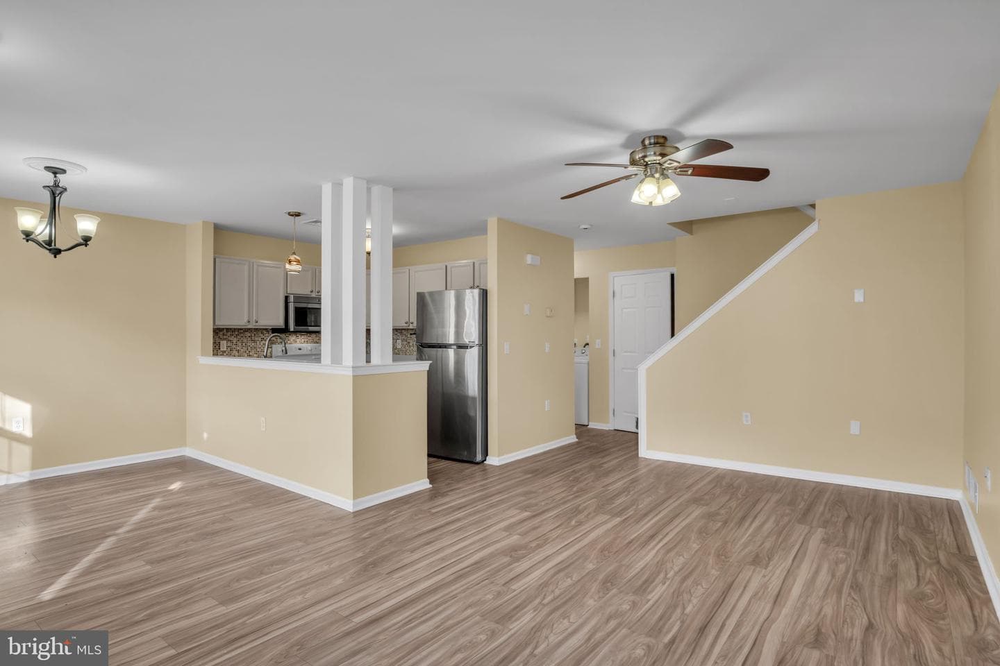 16 Courtyard Drive photo 2