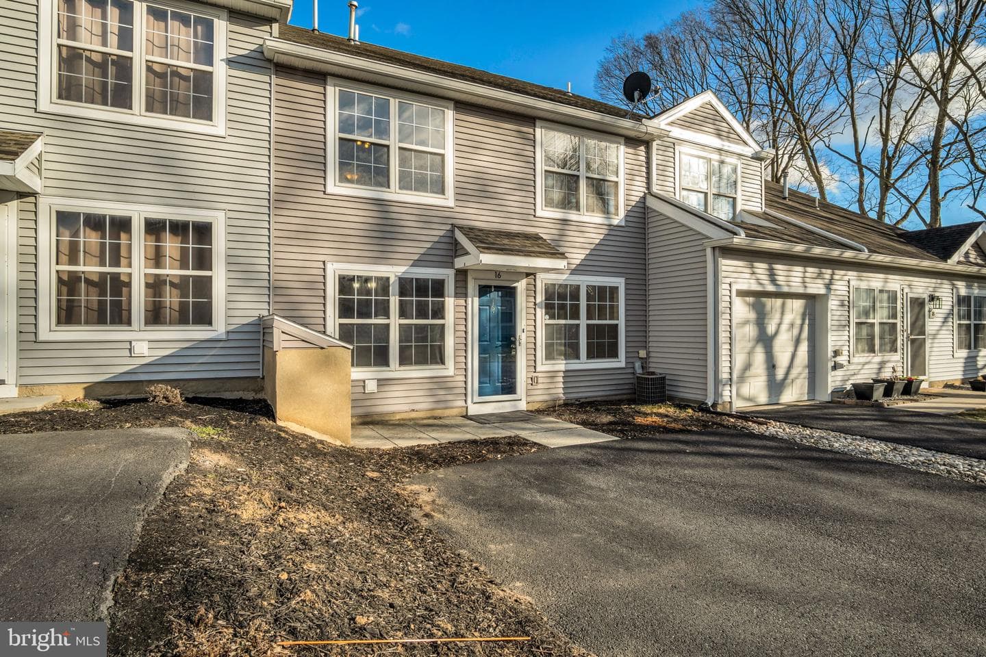 16 Courtyard Drive photo 22