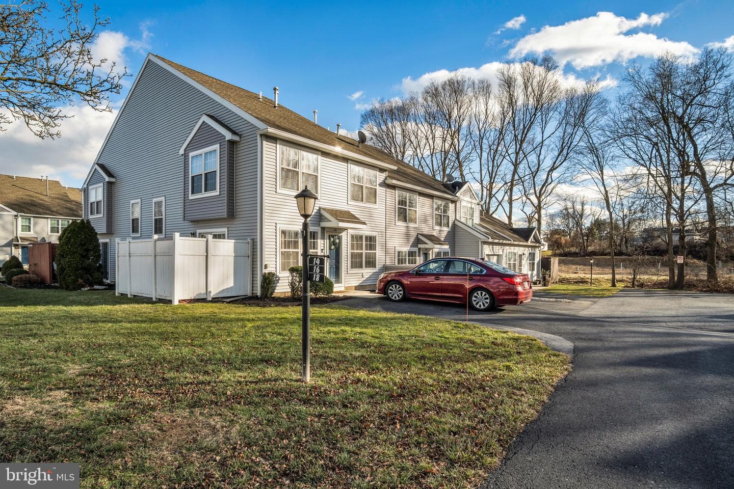 16 Courtyard Drive photo 25