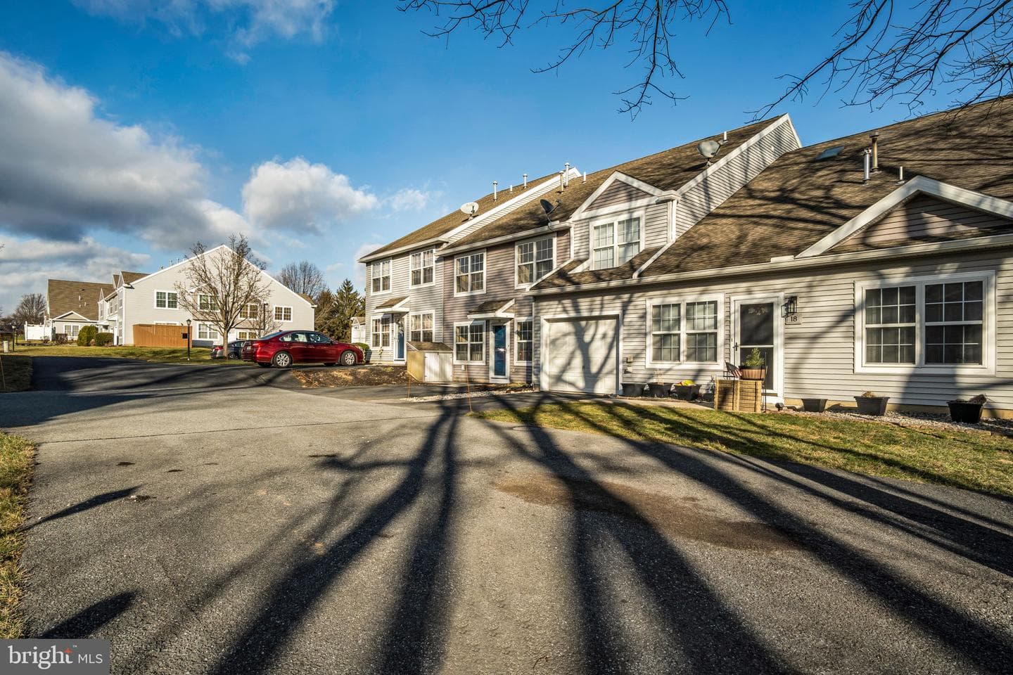 16 Courtyard Drive photo 26