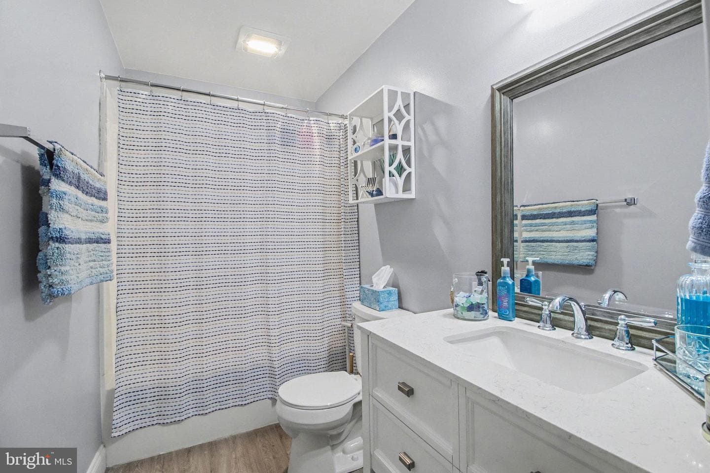 265 Lincoln Street photo 18
