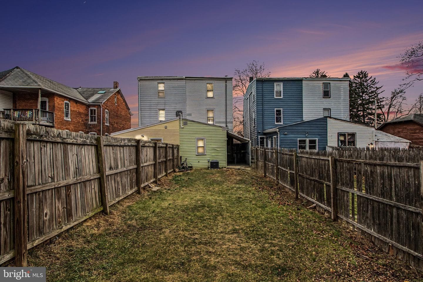265 Lincoln Street photo 4