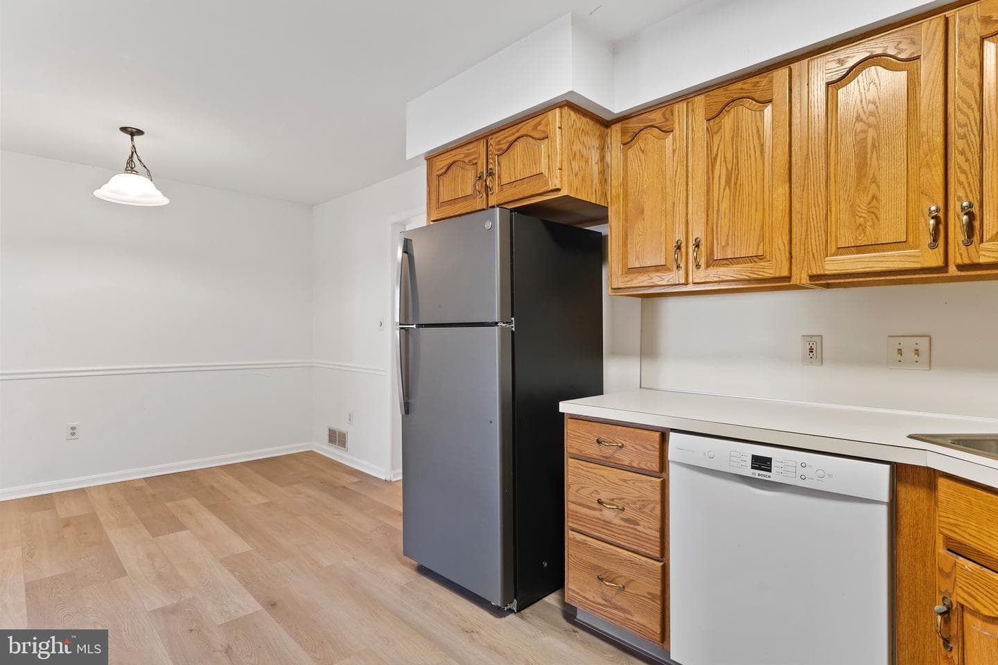 3439 Green Street photo 10