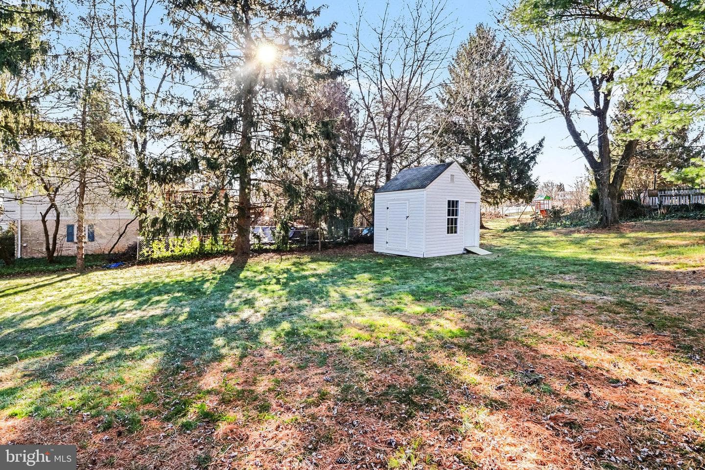 14 Greenway Drive photo 29