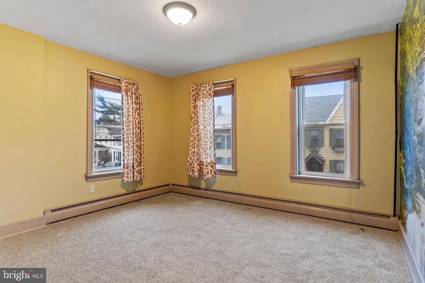 44 W Keller Street photo 18