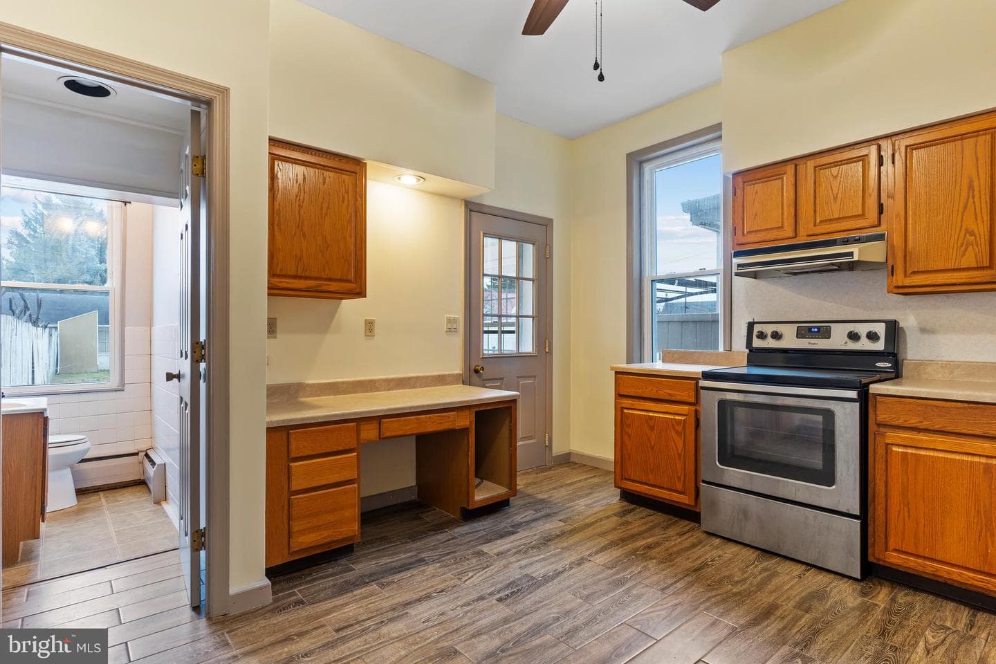 44 W Keller Street photo 8