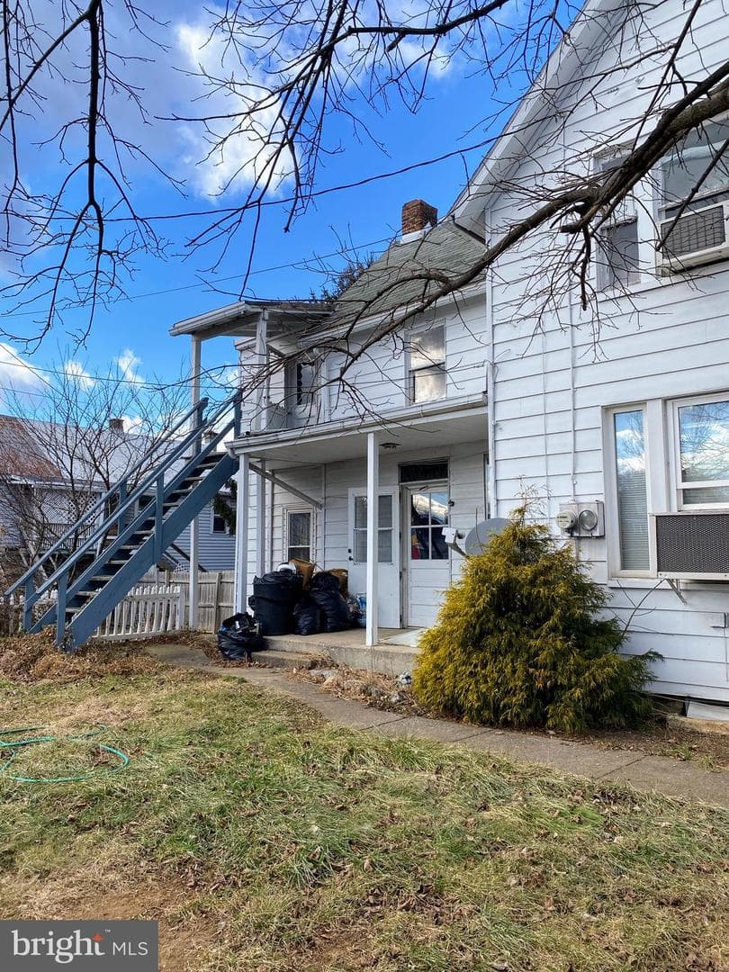 308 S High Street photo 9