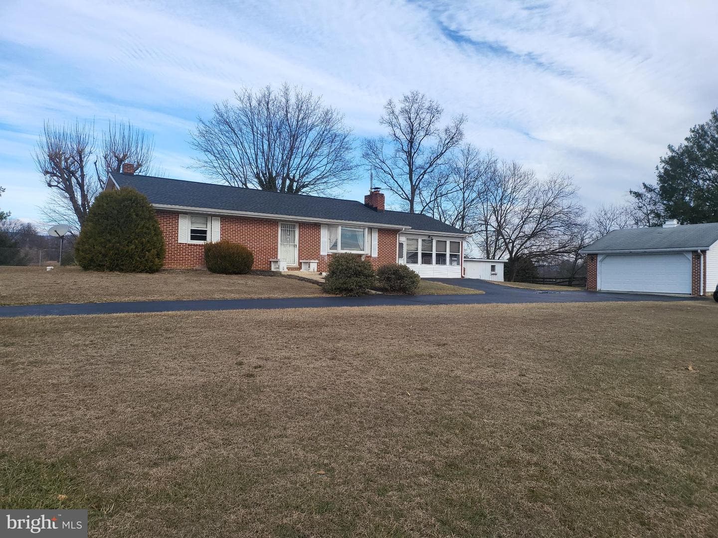 161 Oak Hill Road photo 1