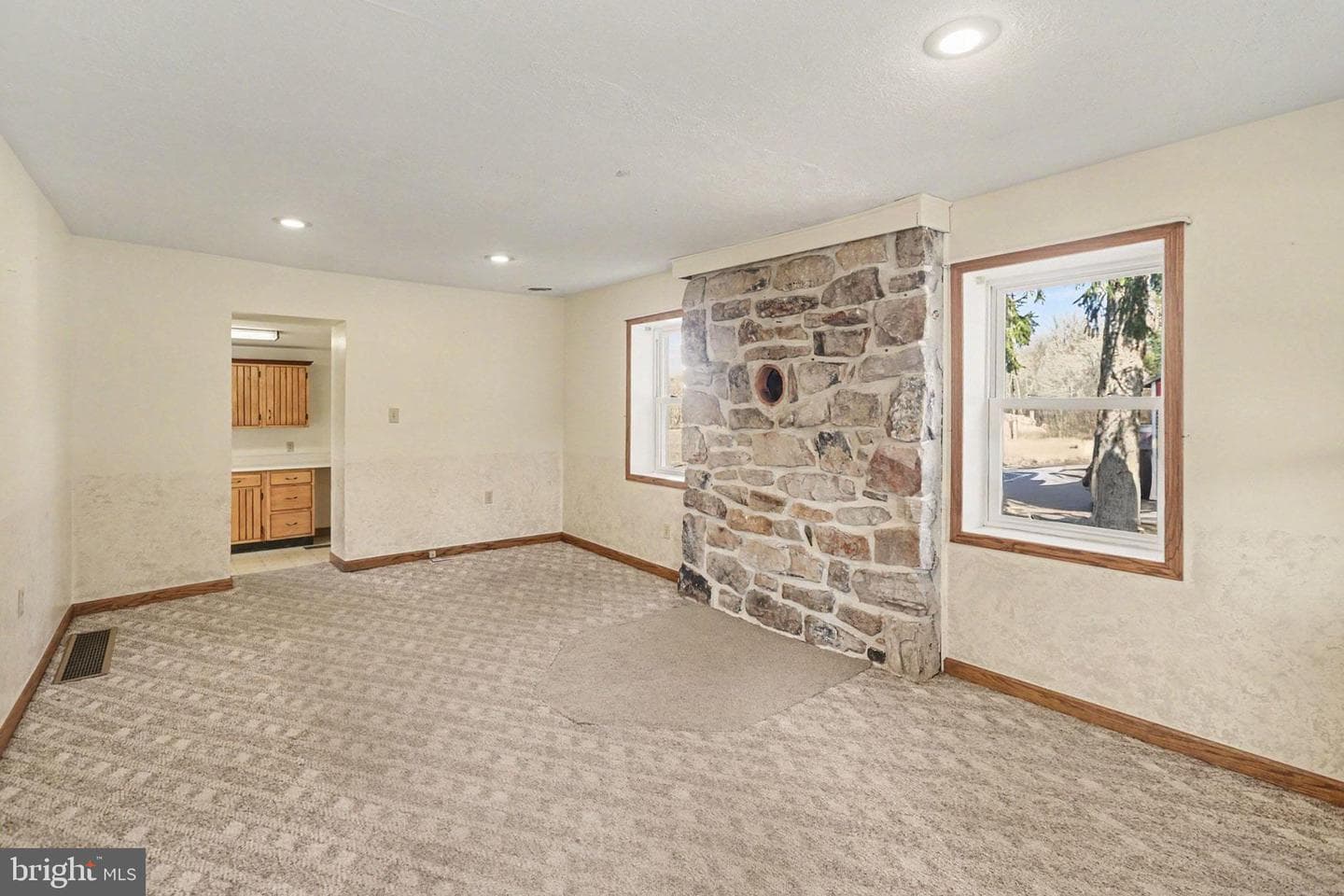 1207 Pine Road photo 7