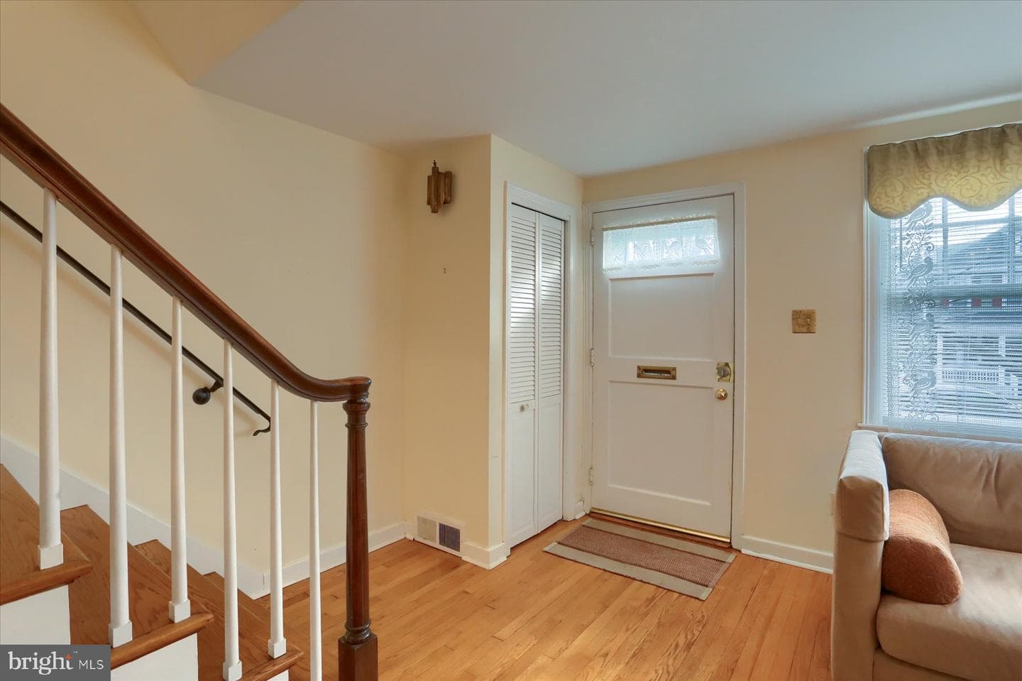 257 W Willow Street photo 6