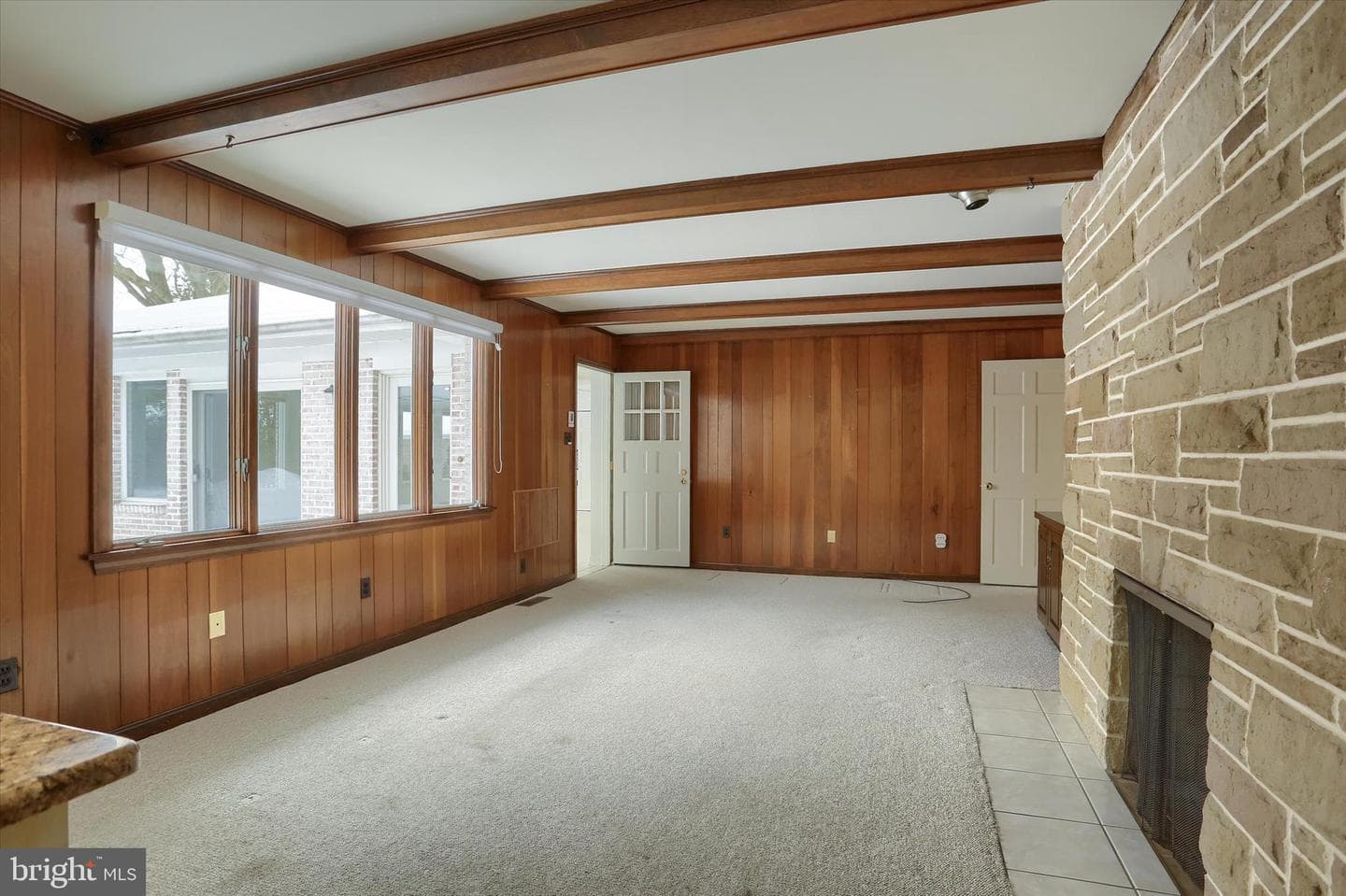 864 Hilltop Road photo 13