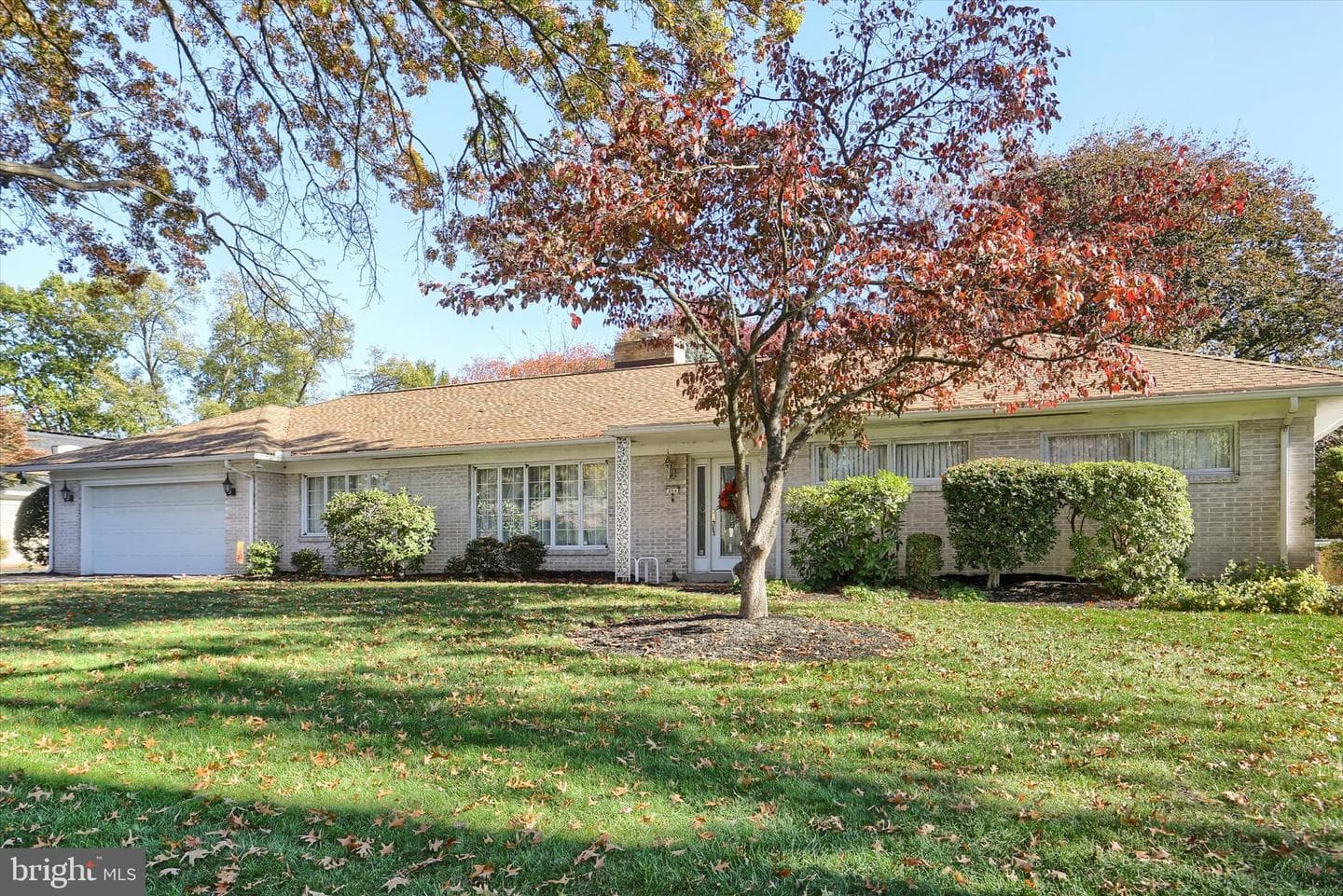 864 Hilltop Road photo 2